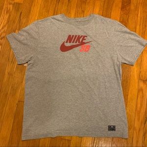 Nike SB Tee size Large